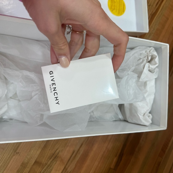 Givenchy Logo print rubber slides - Picture 2 of 7